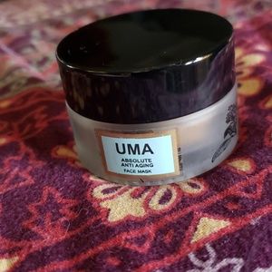 Uma absolute anti aging face mask
